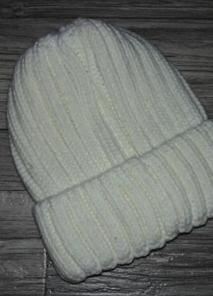 Зимняя шапка в стразы2 фото