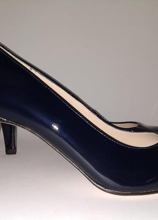 Туфлі жіночі unisa latri pa navy patent 37 р. 24 см сині арт. 019