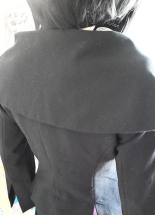 Жакет жіночий чорний, укорочений фірми zara4 фото