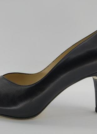 Туфли женские кожаные черные на каблуке unisa (016) 40р.2 фото