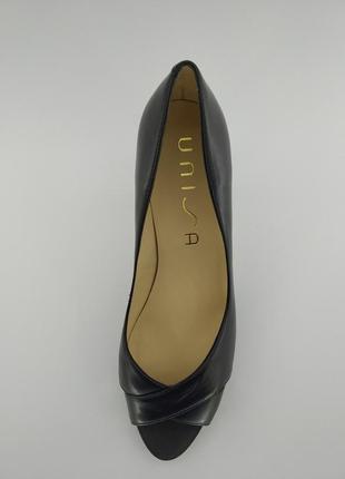 Туфли женские кожаные черные на каблуке unisa (016) 40р.6 фото
