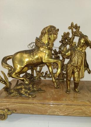 Бронзовые часы на мраморе "всадник с лошадью" арт. 0314