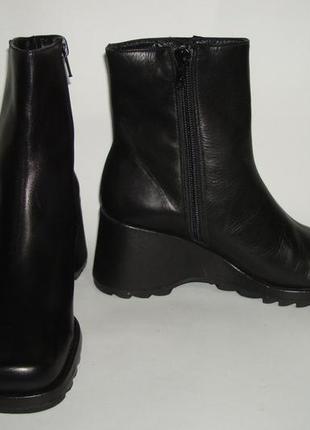 Сапоги женские кожаные pq 35 р. 22,5 см черные3 фото