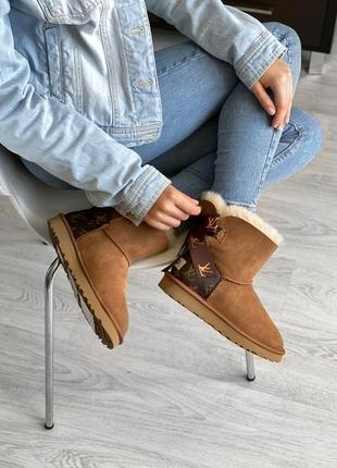 Шикарные женские зимние сапоги угги ugg bailey bow mini  с натуральным мехом4 фото