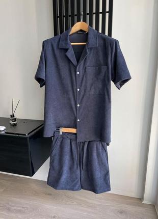 Вельветовый мужской костюм: шорты + рубашка