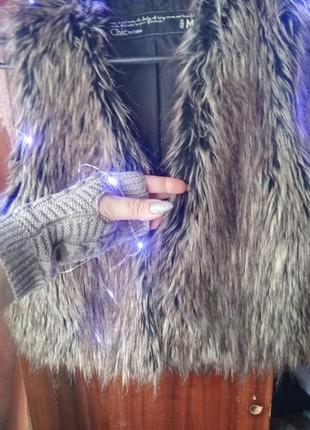 Хутрова желетка