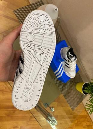 Adidas forum jeremy scott 9