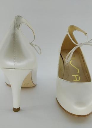 Туфлі жіночі шкіряні unisa nao bone 40 р. 26,2 см білі арт. 0936 фото