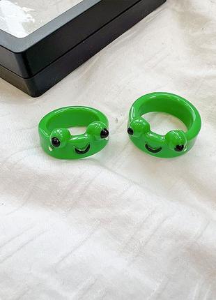 Кольцо жабка зеленая лягушка колечко жаба5 фото