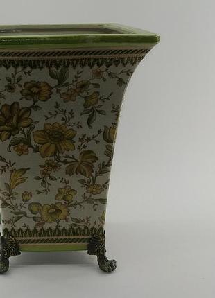 Керамическая ваза adele carey арт. 0123