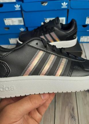 Оригинальные женские кроссовки adidas fw35365 фото