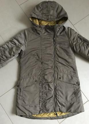 Парку демісезонна стильна модна bench розмір s3 фото