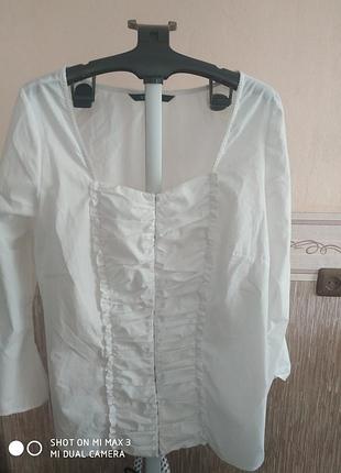 Красива, біла сорочка з довгим рукавом на гачках.батал!