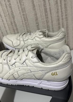 Asics оригинал