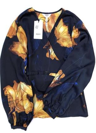 Шикарная блуза на запах с осенним принтом, крупные цветы, с поясом, широкий рукав-волан. бренд ляр7 фото