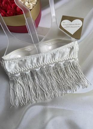 Топ бандо айвори с бахромой и чашками является нюансом 💙💛 сток