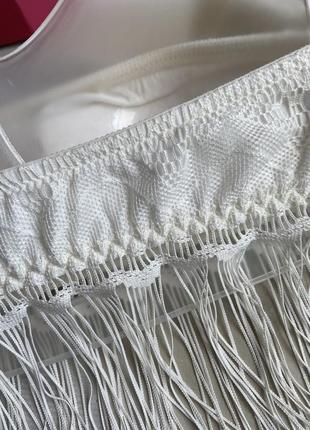 Топ бандо айвори с бахромой и чашками является нюансом 💙💛 сток