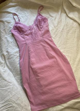 Платье розовое платье plt облегающее кружево