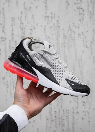 Логокие серые кроссовки nike air max 270 серые мужские кроссовки nike air max 270 серые кроссовки найк6 фото