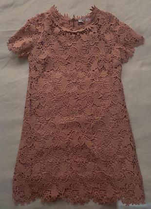 Нежно розовое платье2 фото