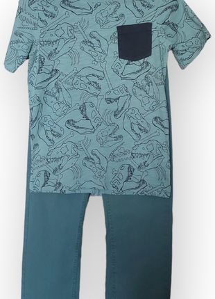 Oshkosh комплект футболка +брюки на 10 р.