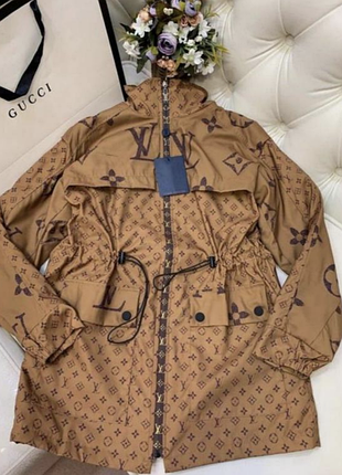 Курточка luis vuitton
