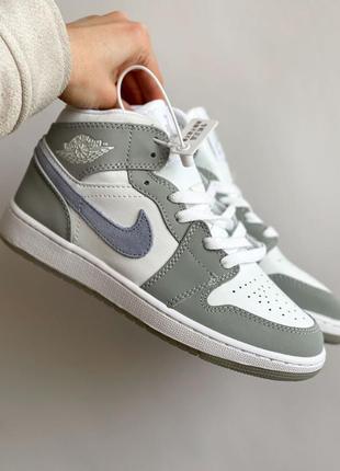 Знижка натуральна шкіра nike air jordan 1 reflective білі рефлективні жіночі кросівки найк джордан скидка белые кроссовки натуральная кожа рефлектив9 фото