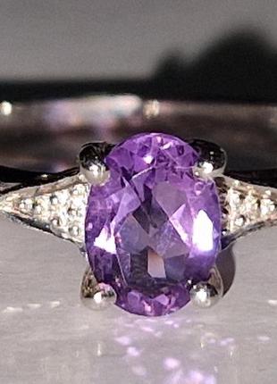 Кольцо серебряное 925 натуральный пурпурный аметист, цирконий.  р-17