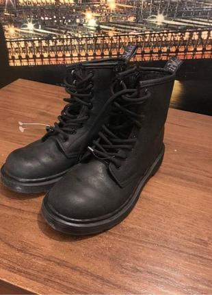 Ботинки dr. martens с мехом теплые оригинал 1460 классика стильные актуальные тренд натуральная кожа1 фото