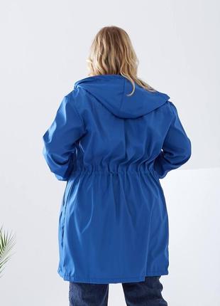 Женский яркий плащ ветровка легкая весенняя куртка голубого цвета.7 фото