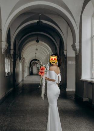 Елегантна весільна сукня маленького розміру силует рибка6 фото