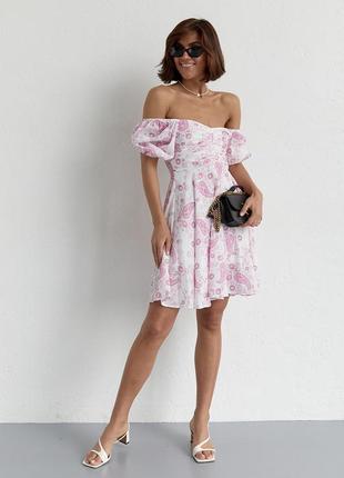 Женское лавандовое шифновое летнее платье мини с драпировкой спереди5 фото