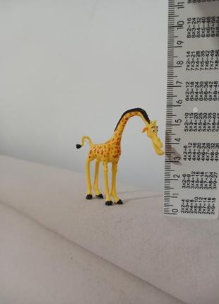 Фігурка мадагаскар жираф,герої мультфільму мадагаскар5 фото