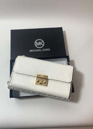 Крутая женская сумочка клатч белый michael kors9 фото