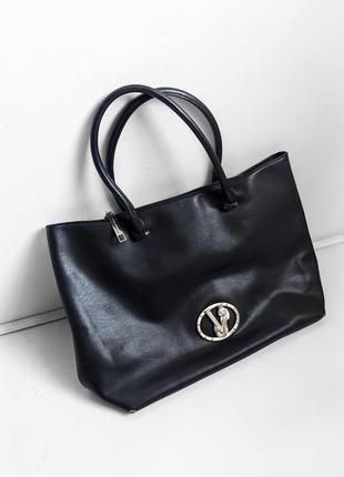 Versace сумка черная здоровая кожаная