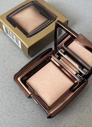 Пудра для обличчя ambient lighting hourglass powder light dim 1.3 гр оригінал