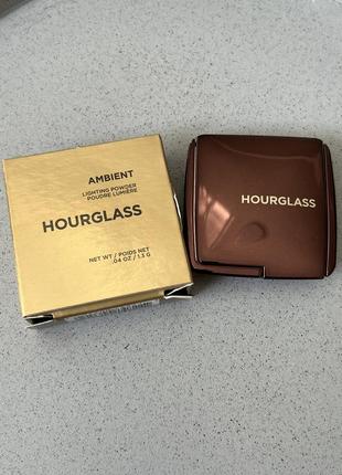 Пудра для лица ambient lighting hourglass powder light dim 1.3 гр оригинал