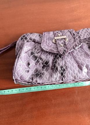 Клатч под кожу питона 25*15 см suzy smith лаковая фиолетовая сумка10 фото