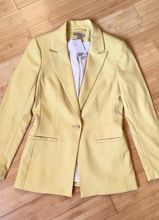 Удлиненный желтый пиджак1 фото
