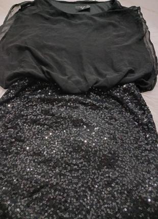 Черная мини-платье с пайетками5 фото