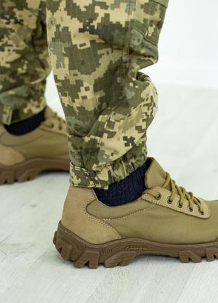 Военные кроссовки/берцы1 фото
