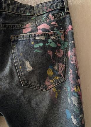 Брюки джинсы цветной принт краска мазки краски с потертостями и рваными элементами mango3 фото