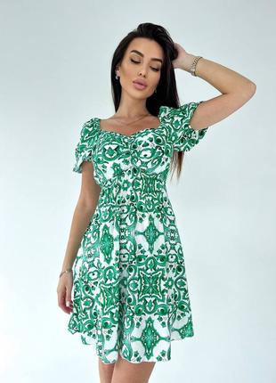 Чарівна сукня з рукавами-фонариками