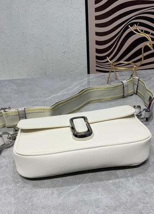 Сумка из натуральной воловьей кожи в стиле marc jacobs the j marc shoulder bag белая с серебряной фурнитурой6 фото