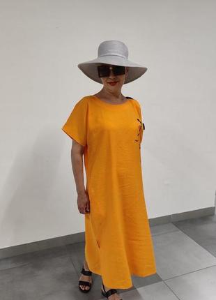 Женское платье с принтом оранжевое4 фото