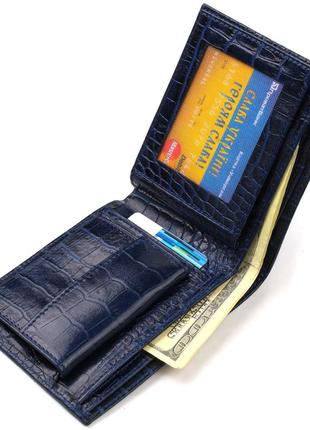 Красивый горизонтальный мужской бумажник среднего размера из натуральной кожи с тиснением под крокодила3 фото