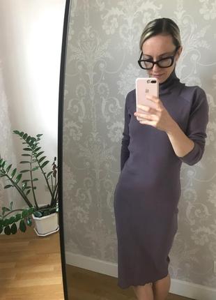 Платье миди, лавандовый цвет, трикотажное платье в рубчик, водолазка, теплое платье