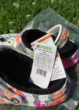 Крокси 🟥crocs classic lined tie dye clog black/multi6 фото