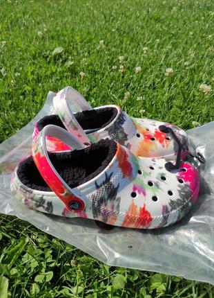 Крокси 🟥crocs classic lined tie dye clog black/multi1 фото