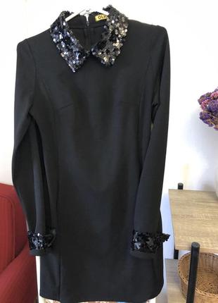 Маленькое черное платье